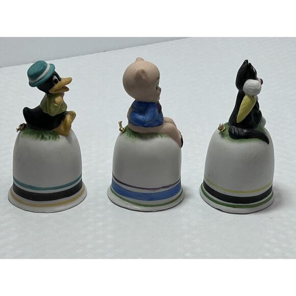 Set Of 3 Vintage Ceramic Warner Brothers Bells 4", 1979 Price Products - Picture 4 of 13
